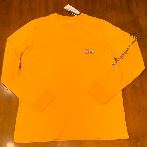NWT Vineyard Vines LS Basketball Whale Pocket Tee - L - Picture 2 of 5